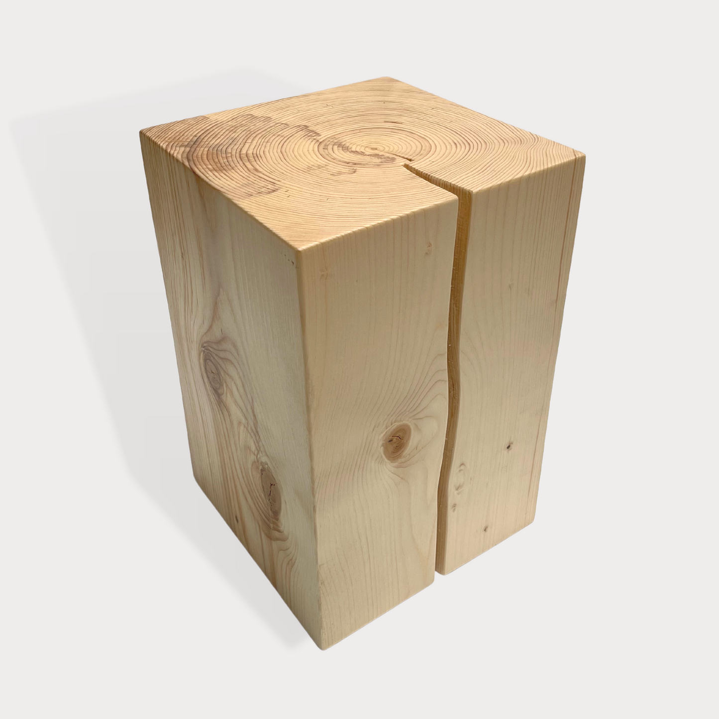 Monolith X565 37x24x24cm