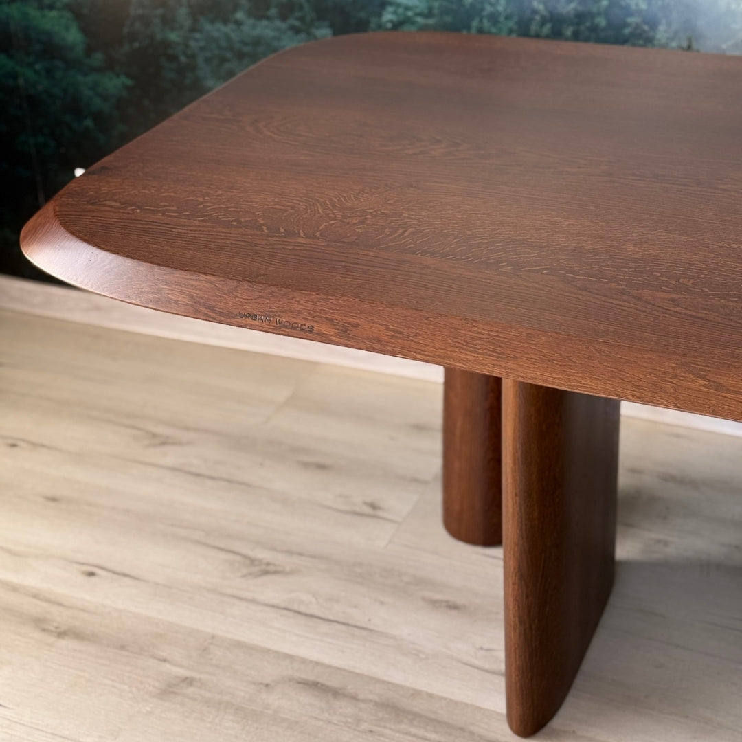 Masa de dining LINEA