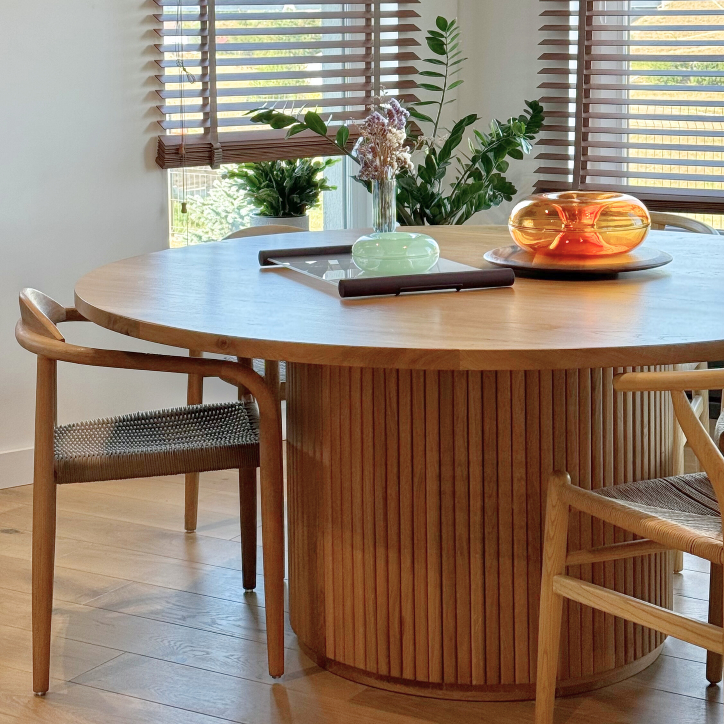 Masa de dining NERO Pure